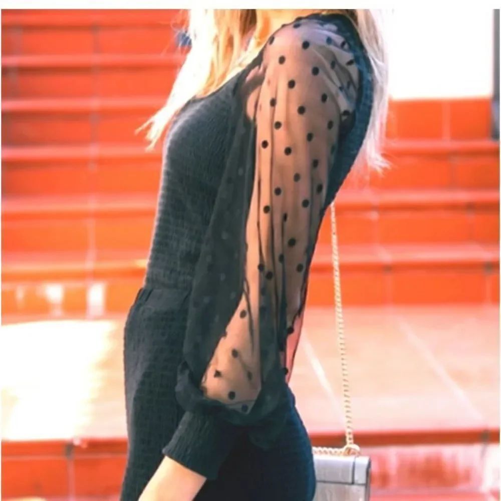 Amaryllis hi strands, black polkadot, sheer sleeve, top size, Al